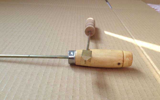 各種養蜂工具及參考價格 埋線器