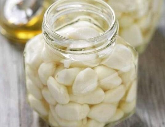 蜂蜜泡大蒜可以壯陽(yáng)嗎(蜂蜜泡大蒜有什么療效及制作方法) 蜂蜜泡大蒜可以壯陽(yáng)嗎(蜂蜜泡大蒜有什么療效及制作方法)